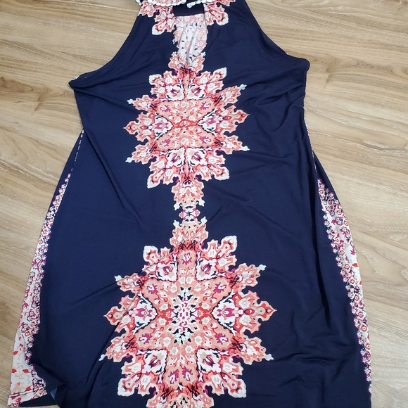 Trixxi choker collar dress - Picture 4 of 4